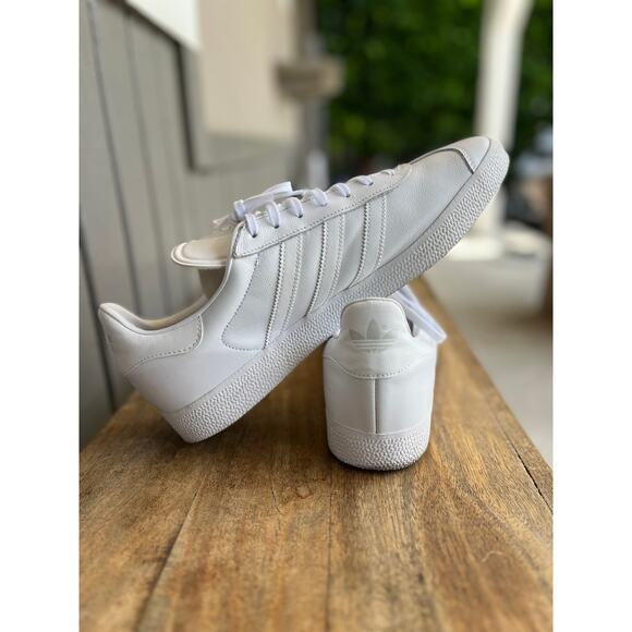 adidas Gazelle White Leather Sneakers Men’s 13 Classic Retro Terrace Shoes